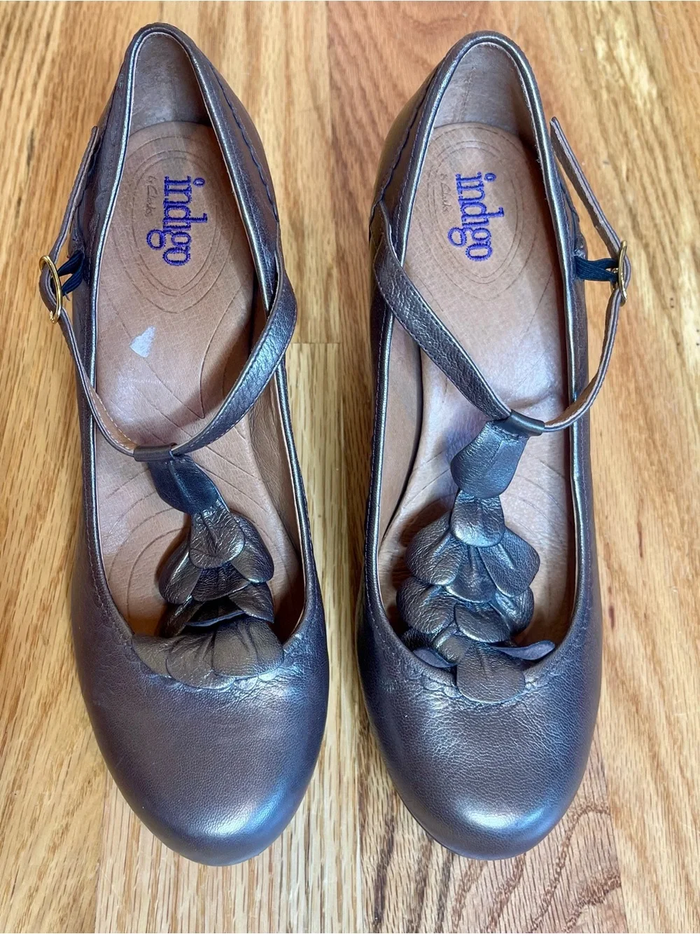 Clarks indigo strap